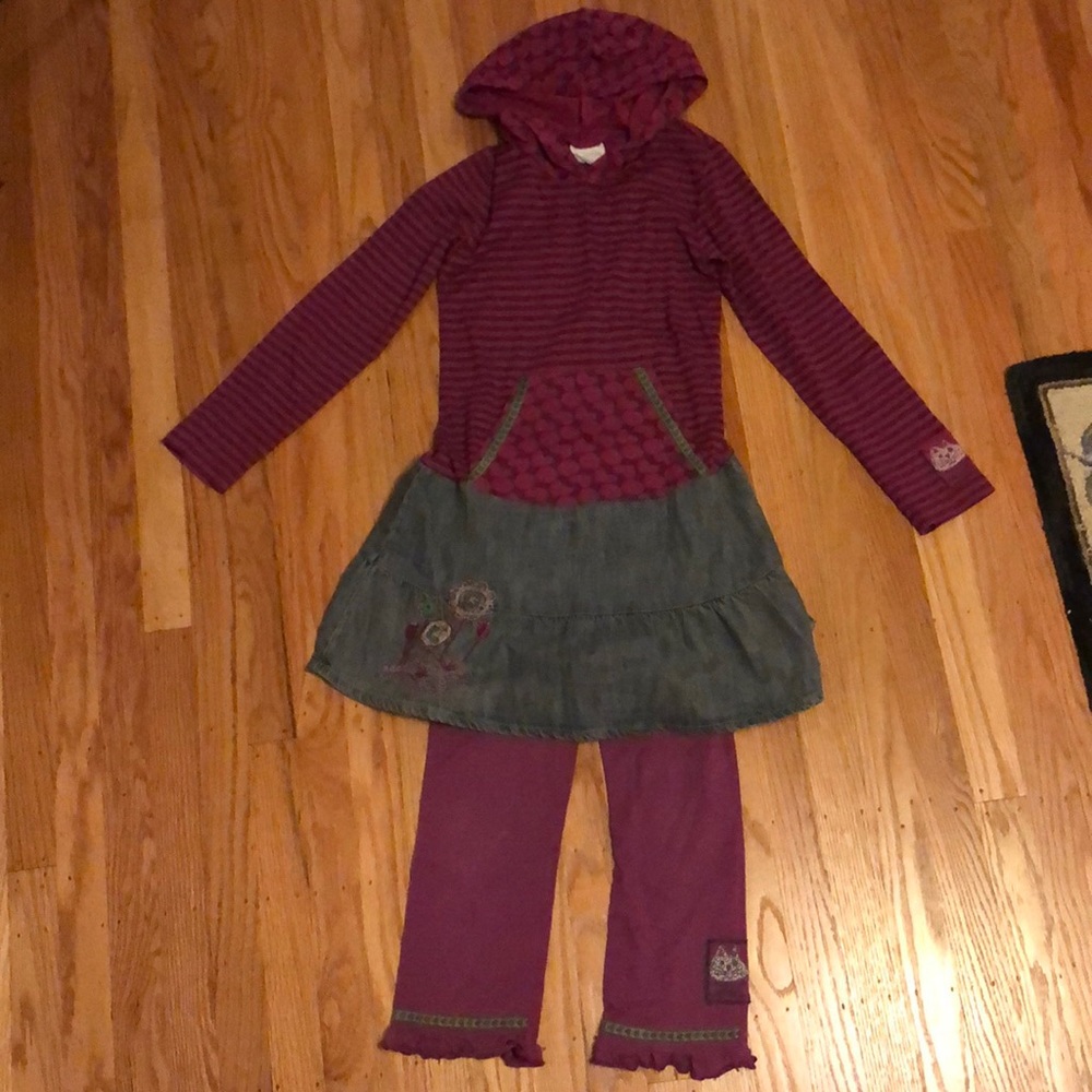 Girl’s magenta Naartjie outfit